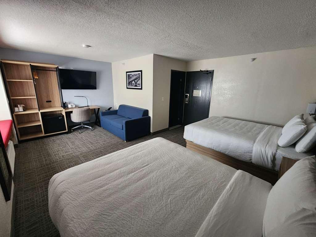 Best Western Buffalo Inn & Suites Room photo