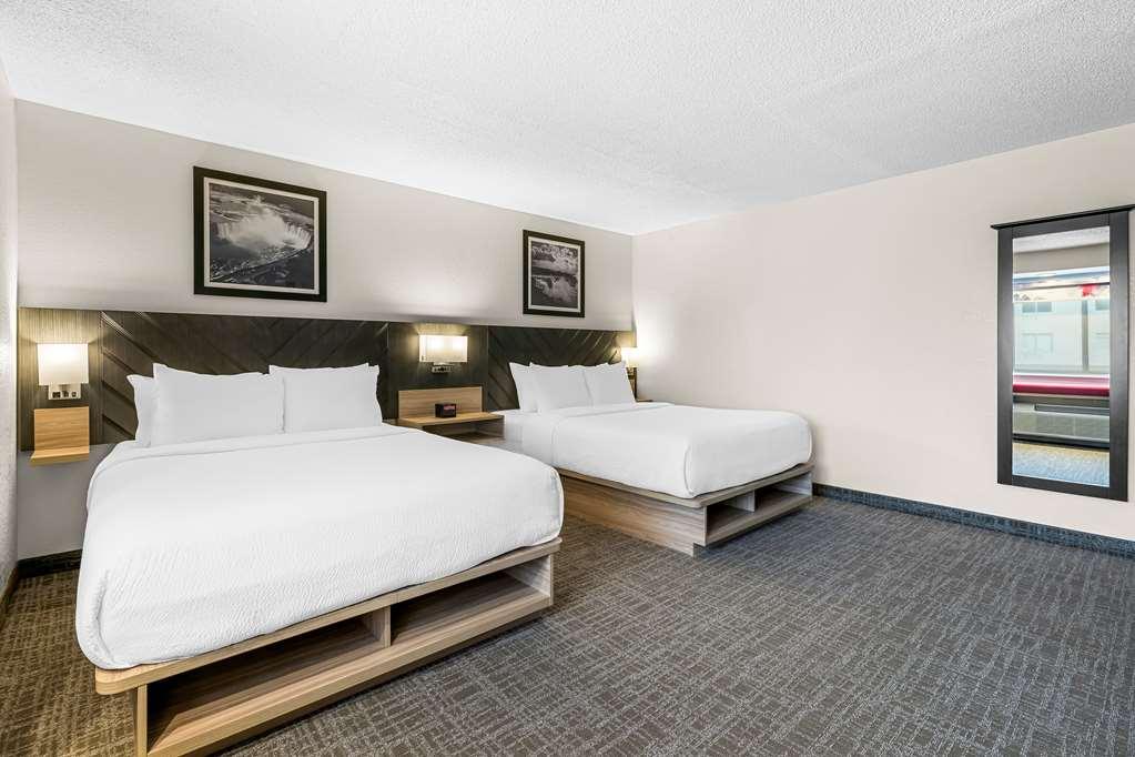 Best Western Buffalo Inn & Suites Room photo