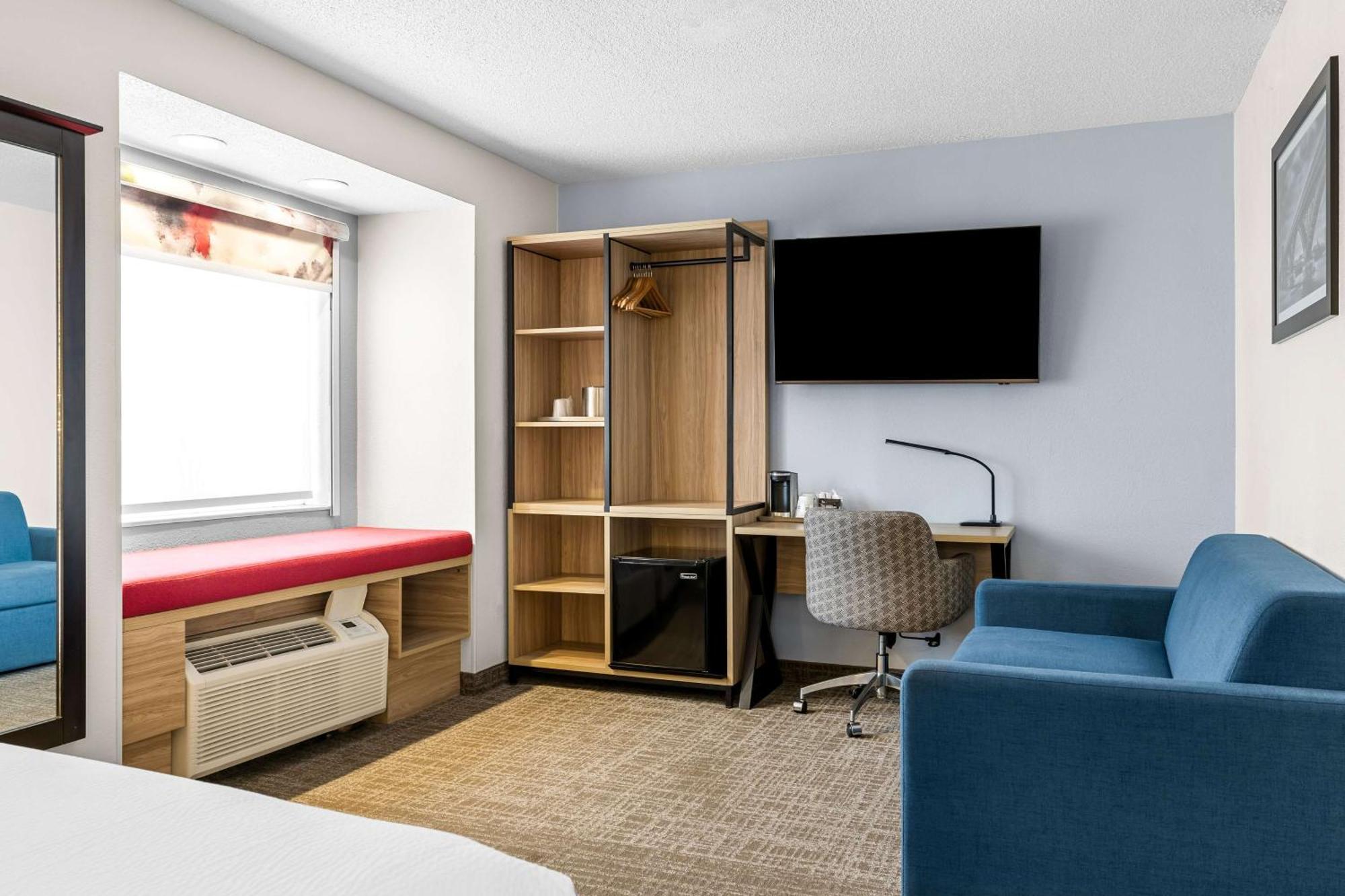 Best Western Buffalo Inn & Suites Exterior photo